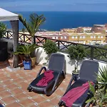 Mit Privatem Balkon Sowie Meer- Und Gebirgsblick Im Modernen Stil Apartament *