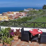 Mit Privatem Balkon Sowie Meer- Und Gebirgsblick Im Modernen Stil *