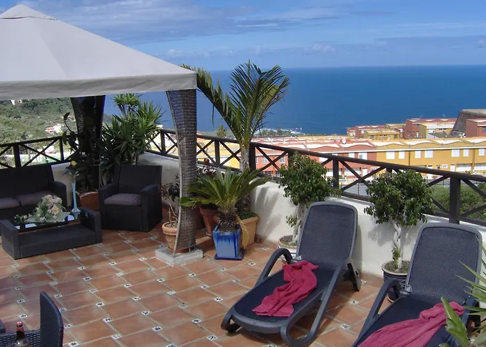 דירה Mit Privatem Balkon Sowie Meer- Und Gebirgsblick Im Modernen Stil